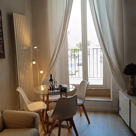 San Pietro Luxury Old Town Daire
