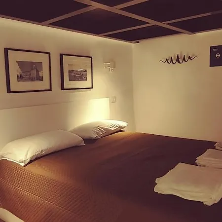 San Pietro Luxury Old Town דירה *